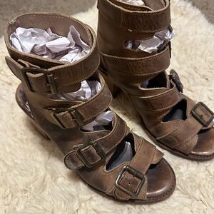 Freebird Quail sandals
